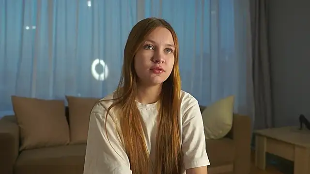 MarindaRuud online show from October 12, 2025, 1:12 pm