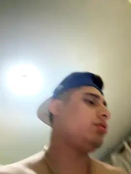 Darelzexxxxxx online show from October 7, 2025, 6:25 am