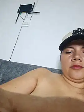 lady and charly online show from November 8, 2025, 7:45 am