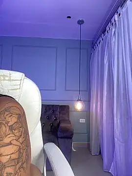 Rose monroee online show from March 12, 2026, 7:40 pm