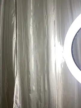 Rose monroee online show from April 17, 2026, 7:49 pm