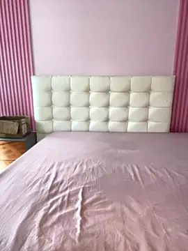 CharlotteMilf  online show from November 21, 2025, 1:32 pm