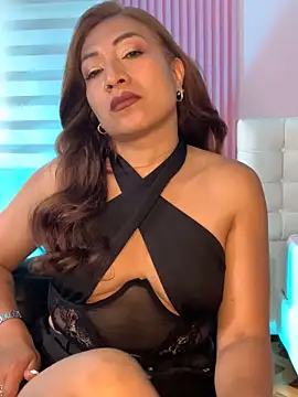 Snapshot of CharlotteMilf_ chatting on October 9, 2025, 2:28 pm CharlotteMilf online show from October 9, 2025, 2:28 pm