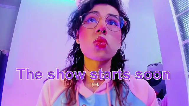 Snapshot of Sweet-SharoKitty chatting on November 12, 2025, 6:45 pm Sweet-SharoKitty online show from November 12, 2025, 6:45 pm