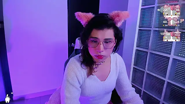 Snapshot of Sweet-SharoKitty chatting on October 17, 2025, 7:26 pm Sweet-SharoKitty online show from October 17, 2025, 7:26 pm