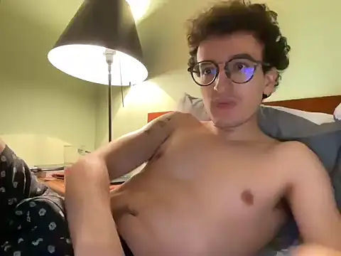 Snapshot of Poeta98@xh chatting on November 2, 2025, 9:31 pm Poeta98xh online show from November 2, 2025, 9:31 pm