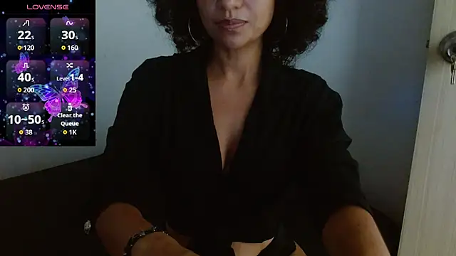 Seductress Malia online show from June 25, 2026, 4:12 pm