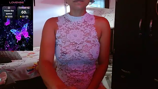 Seductress Malia online show from July 10, 2026, 5:02 pm
