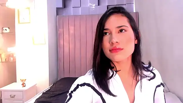 GeorginaFit online show from November 22, 2025, 7:46 pm