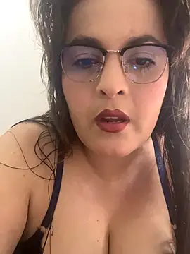 Anyhot latina online show from October 15, 2025, 6:49 pm