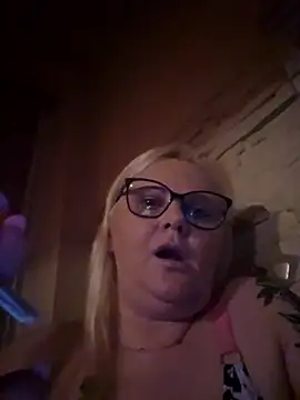 NieMaJazdyBezGwiazdy7883 online show from October 29, 2025, 6:40 pm