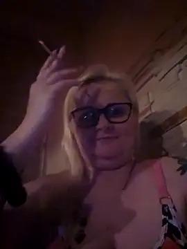 NieMaJazdyBezGwiazdy7883 online show from October 19, 2025, 4:54 pm