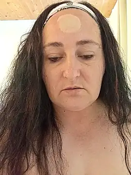 Snapshot of Bella_862 chatting on May 17, 2026, 8:47 am Bella 862 online show from May 17, 2026, 8:47 am