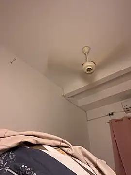 Nhefertary online show from April 21, 2026, 10:33 am