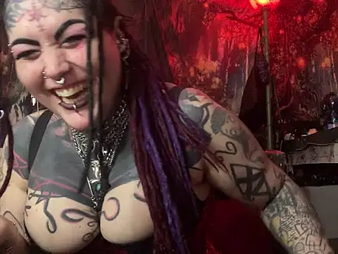 nyxvelon online show from January 14, 2026, 10:57 pm