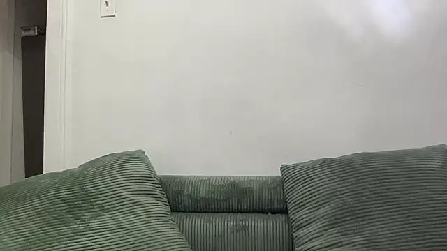 lilithsbetrayal online show from November 5, 2025, 5:54 am