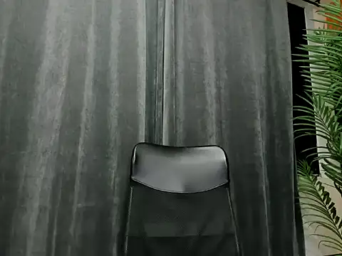 Snapshot of jasonshaw25 chatting on February 7, 2026, 5:43 pm jasonshaw25 online show from February 7, 2026, 5:43 pm