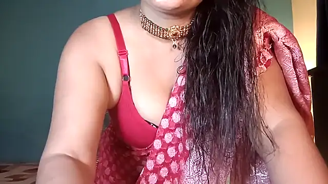 Snapshot of horny_milf_couple chatting on July 18, 2026, 3:31 pm horny milf couple online show from July 18, 2026, 3:31 pm