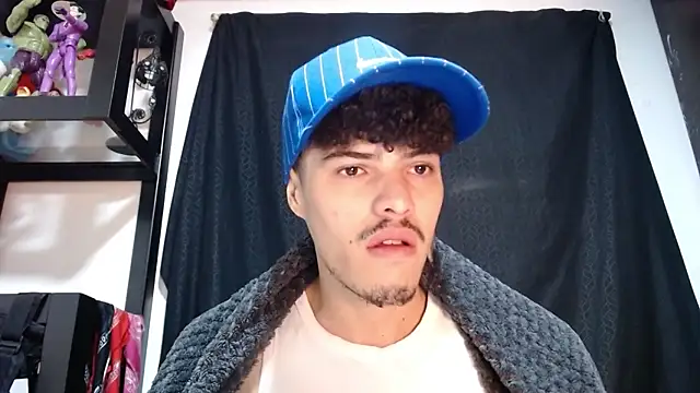 imsammytop online show from November 15, 2025, 9:46 am