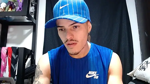 imsammytop online show from November 12, 2025, 10:52 am