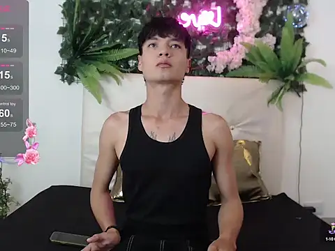 alex russo   online show from October 8, 2025, 3:19 am