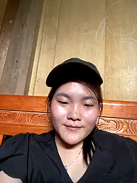 Beautiful-light22 online show from October 4, 2025, 4:25 am