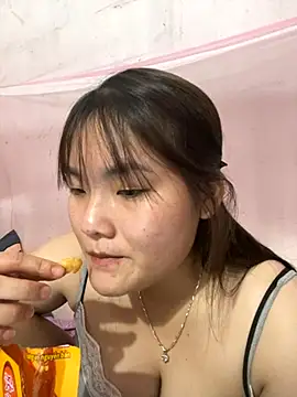 Beautiful-light22 online show from November 12, 2025, 3:16 pm