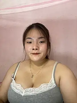 Beautiful-light22 online show from November 14, 2025, 4:38 am