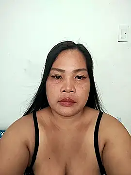 Snapshot of shyhotpinay_32 chatting on January 18, 2026, 1:31 am shyhotpinay 32 online show from January 18, 2026, 1:31 am