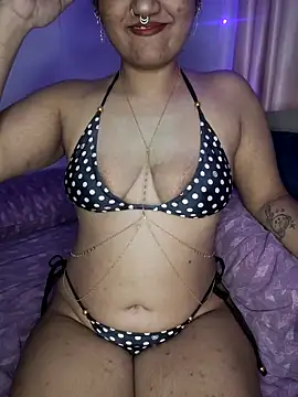 Curvy Navya online show from January 17, 2026, 4:43 pm