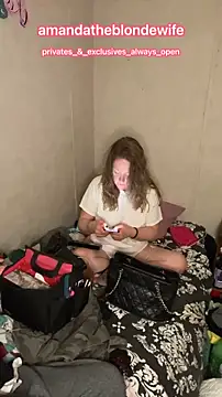 amandatheblondewife online show from March 14, 2026, 10:10 am