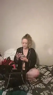 amandatheblondewife online show from January 17, 2026, 8:18 am