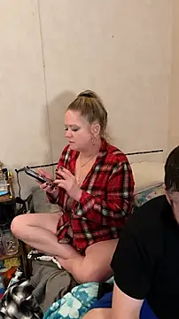 Snapshot of amandatheblondewife chatting on August 1, 2026, 5:16 am amandatheblondewife online show from August 1, 2026, 5:16 am