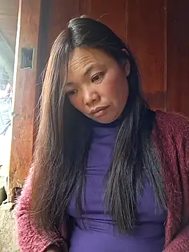 miomio-12 online show from March 13, 2026, 6:18 am