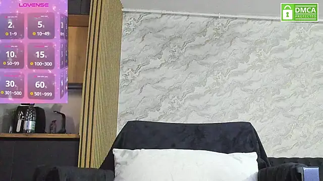 Snapshot of Daisy_Abby03 chatting on November 1, 2025, 8:19 am Daisy Abby03 online show from November 1, 2025, 8:19 am