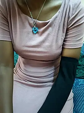 Chennai-couples online show from October 31, 2025, 3:58 am