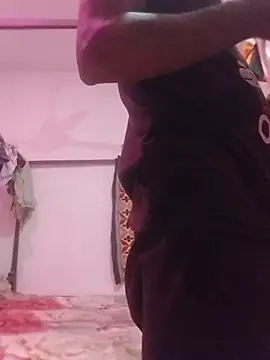 Snapshot of Binny91 chatting on February 12, 2026, 4:34 am Binny91 online show from February 12, 2026, 4:34 am