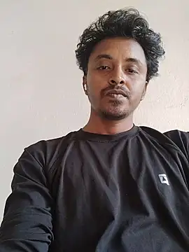 Snapshot of Binny91 chatting on February 6, 2026, 4:41 am Binny91 online show from February 6, 2026, 4:41 am