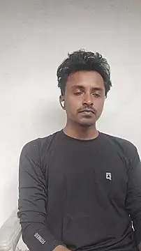 Snapshot of Binny91 chatting on February 1, 2026, 4:33 am Binny91 online show from February 1, 2026, 4:33 am