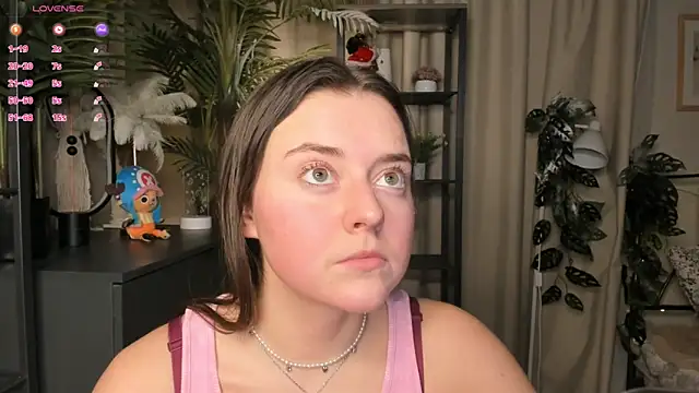 ThelmaJusto online show from February 20, 2026, 3:58 pm