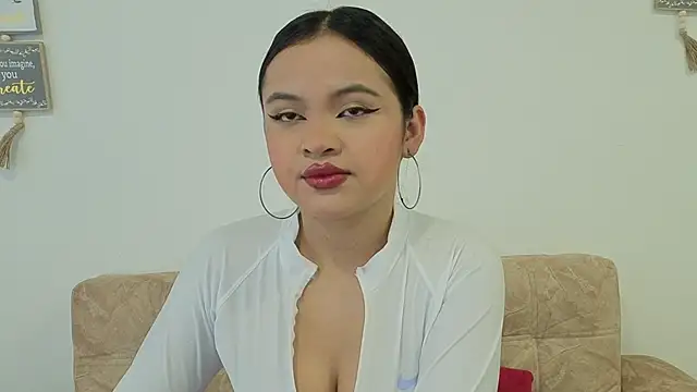 Catherine     online show from October 27, 2025, 10:49 am