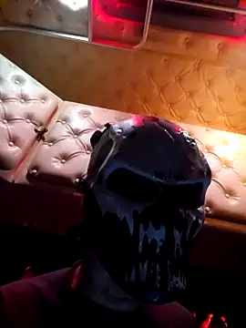 MK SDZ online show from October 15, 2025, 2:32 am