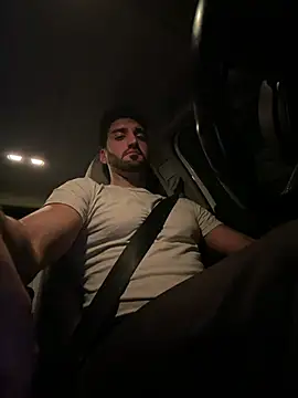 Al3xox02 online show from January 18, 2026, 2:15 am