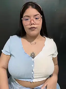 Snapshot of GabrielleMarsh1 chatting on October 24, 2025, 2:43 am GabrielleMarsh1 online show from October 24, 2025, 2:43 am