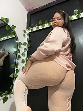 Snapshot of GabrielleMarsh1 chatting on October 19, 2025, 2:14 am GabrielleMarsh1 online show from October 19, 2025, 2:14 am