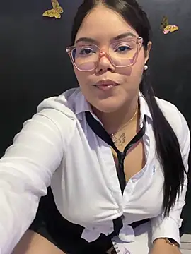 Snapshot of GabrielleMarsh1 chatting on October 8, 2025, 2:02 am GabrielleMarsh1 online show from October 8, 2025, 2:02 am