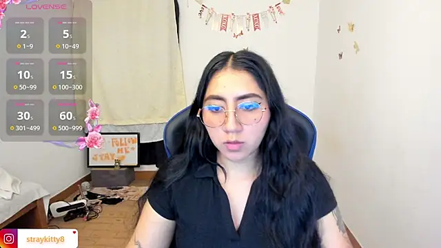 LoveLyy- online show from June 7, 2026, 12:05 am