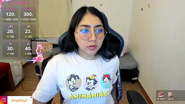 LoveLyy- online show from January 5, 2026, 10:57 pm