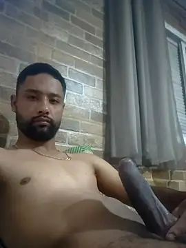 wellpauduro1994 online show from November 29, 2025, 3:28 am