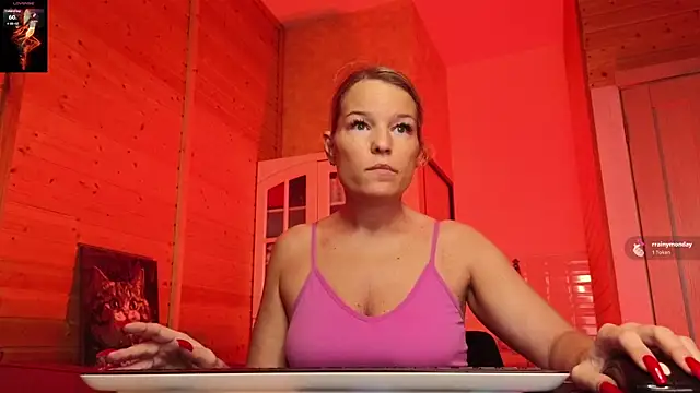 Lady Shine online show from April 8, 2026, 4:08 pm